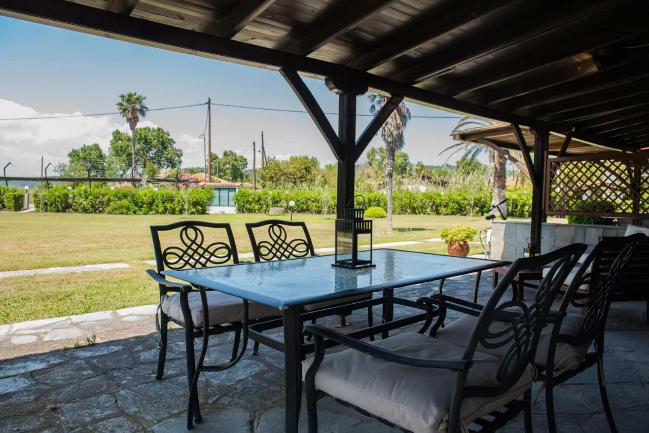 White Blossom Villa #Fourka Skala Fourkas Bagian luar foto