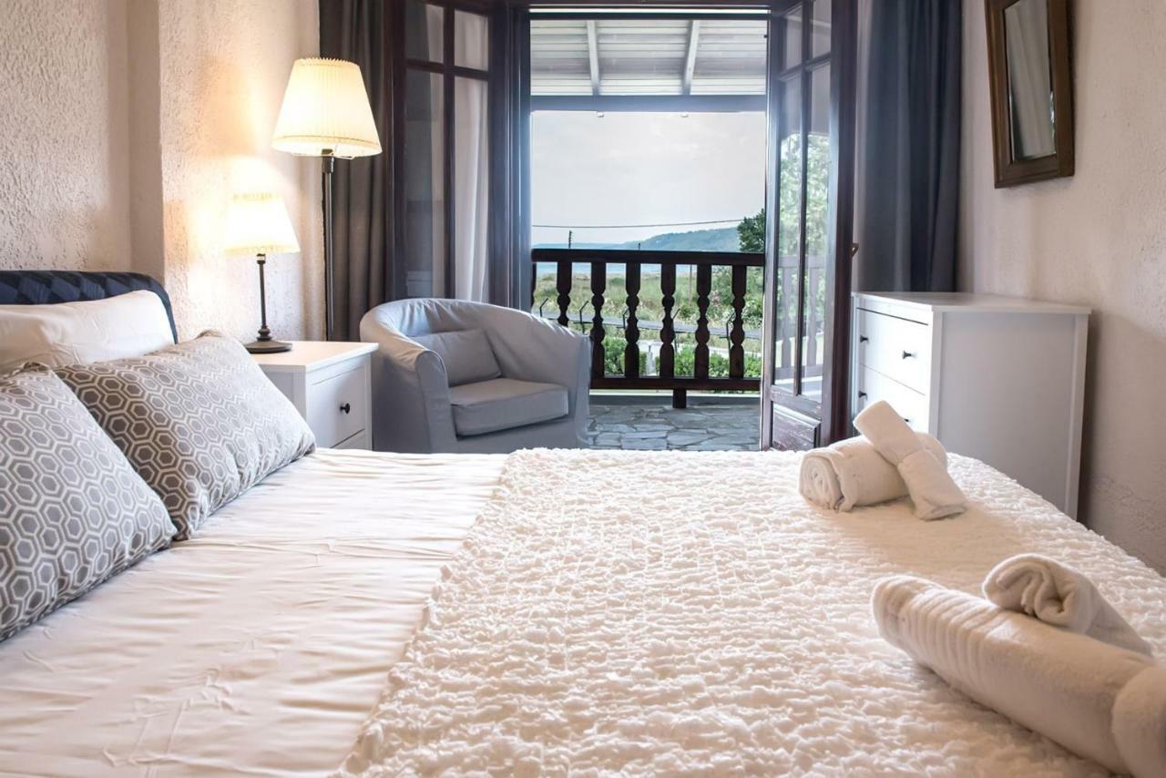 White Blossom Villa #Fourka Skala Fourkas Bagian luar foto